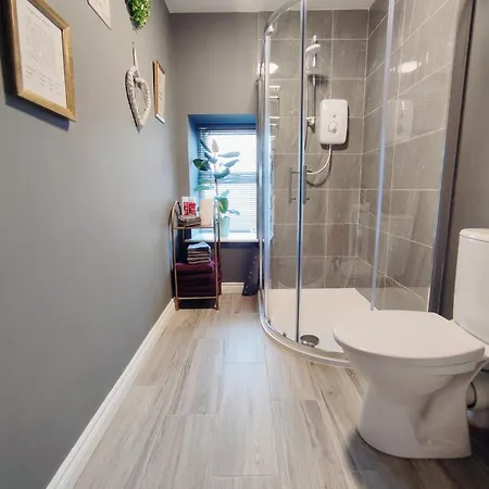 Unboring Let, Ballina, Mayo * Ballina