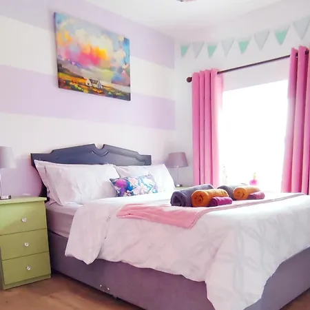 Unboring Let, Ballina, Mayo Nyaraló *