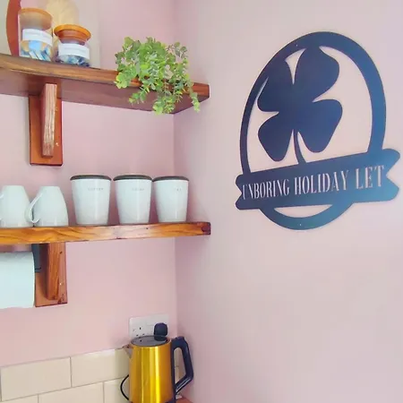 Unboring Let, Ballina, Mayo * Ballina