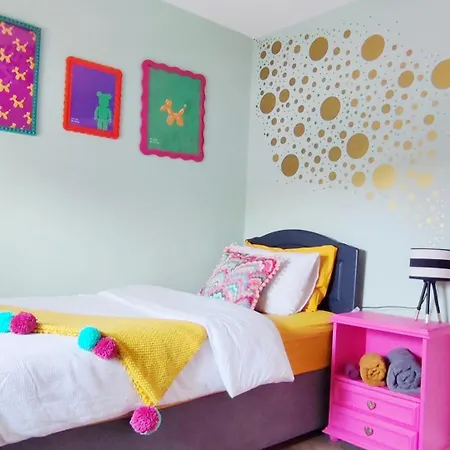 Unboring Let, Ballina, Mayo Nyaraló *