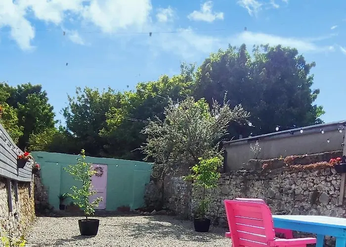 Дом отдыха Unboring Let, Ballina, Mayo Баллина